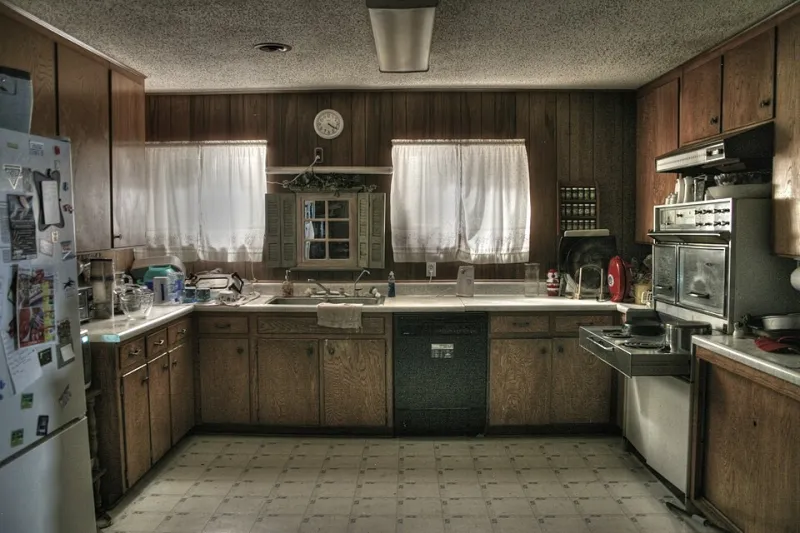 The Storage Dividend: How Thoughtful Cabinet Design Builds Daily Efficiency and Long-Term Home Value
